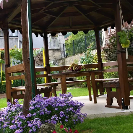 게스트하우스 къща речен шепот 칼로페르