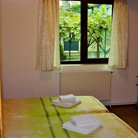 къща речен шепот 3* 칼로페르