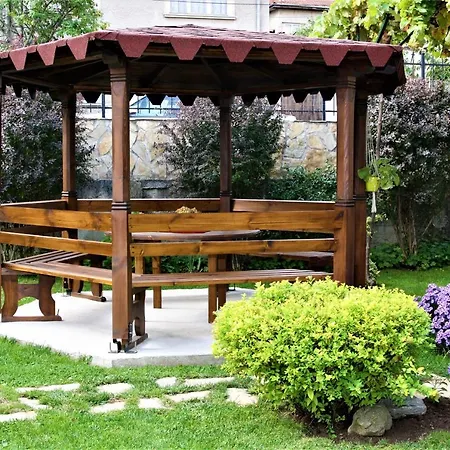 къща речен шепот 3*